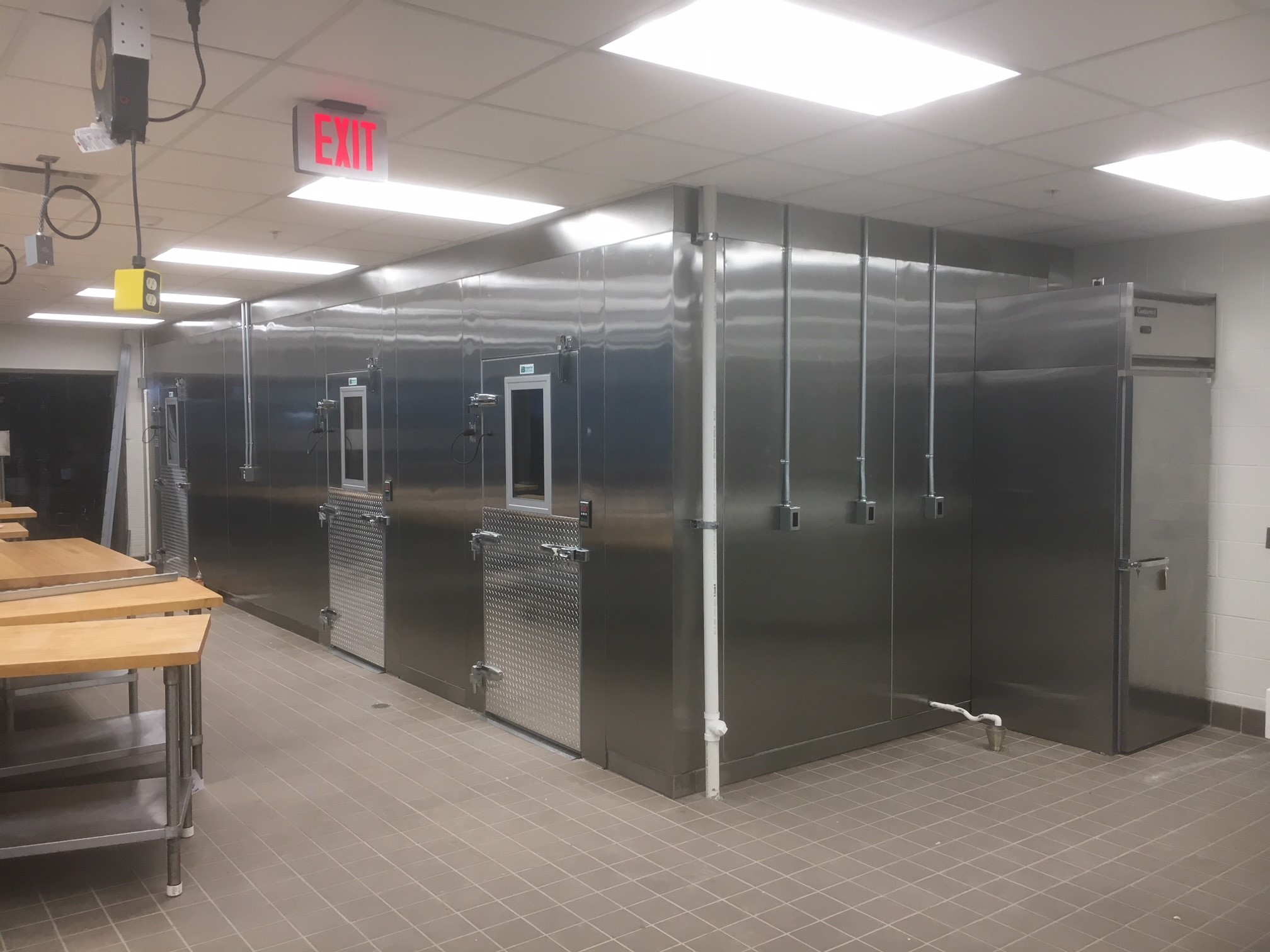 Commercial Kitchen Interior Walk In Cooler and Freezer